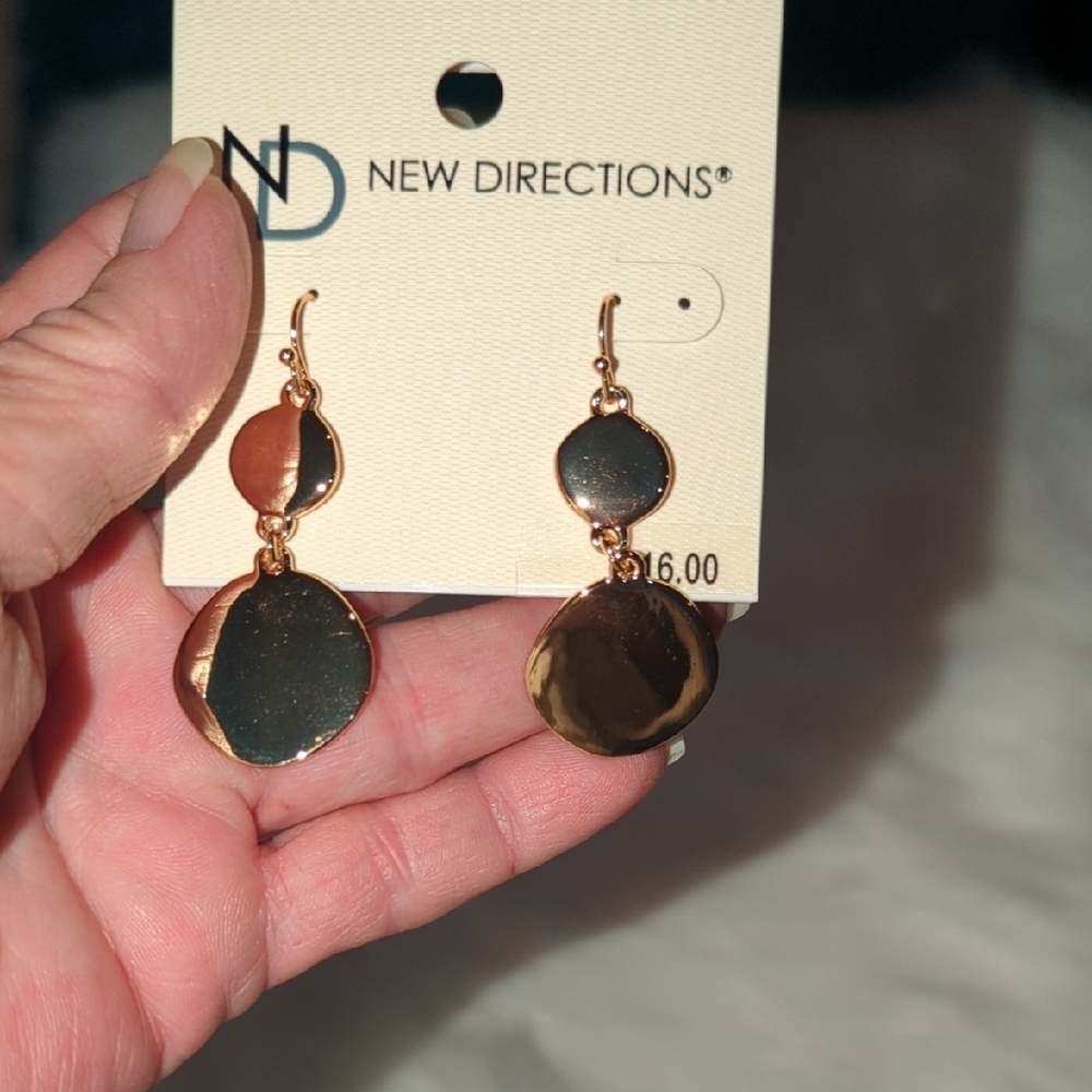 New Directions Gold dangling Pierced Earrings